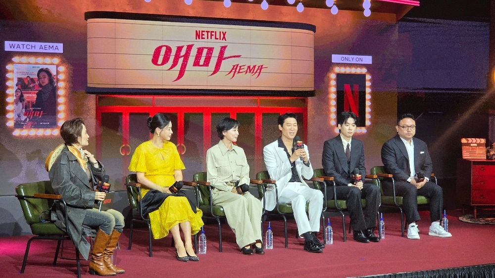 제작발표회 현장과 감독 코멘트