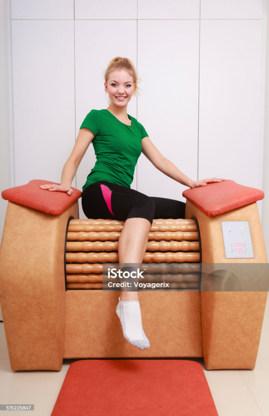 앉아있는 시간이 길어지는 현대인을 위한 엉덩이 압박 완화 방석