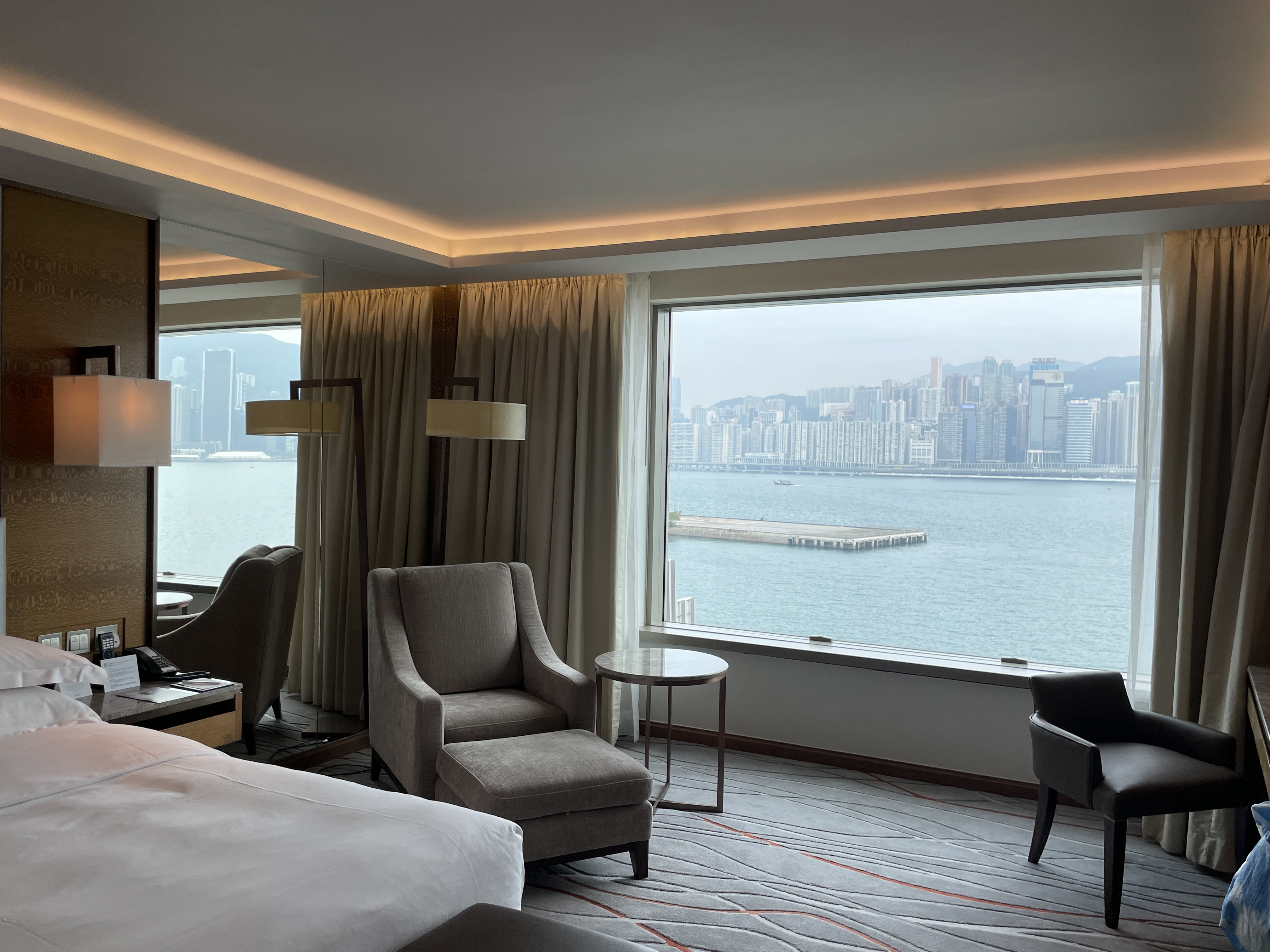 ๊ฐ์ค ๋ด๋ถ