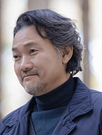 이영욱 역