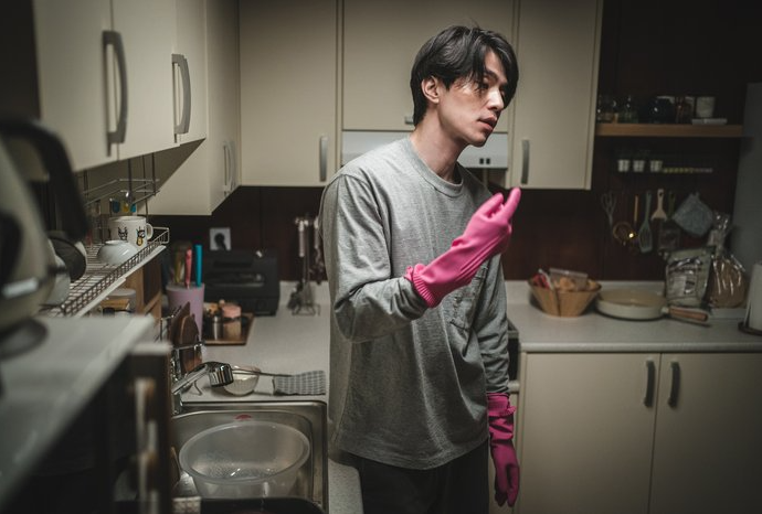 디즈니플러스 오리지널 드라마 킬러들의 쇼핑몰