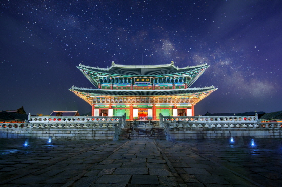 경복궁 별빛야행 예매하러 가기