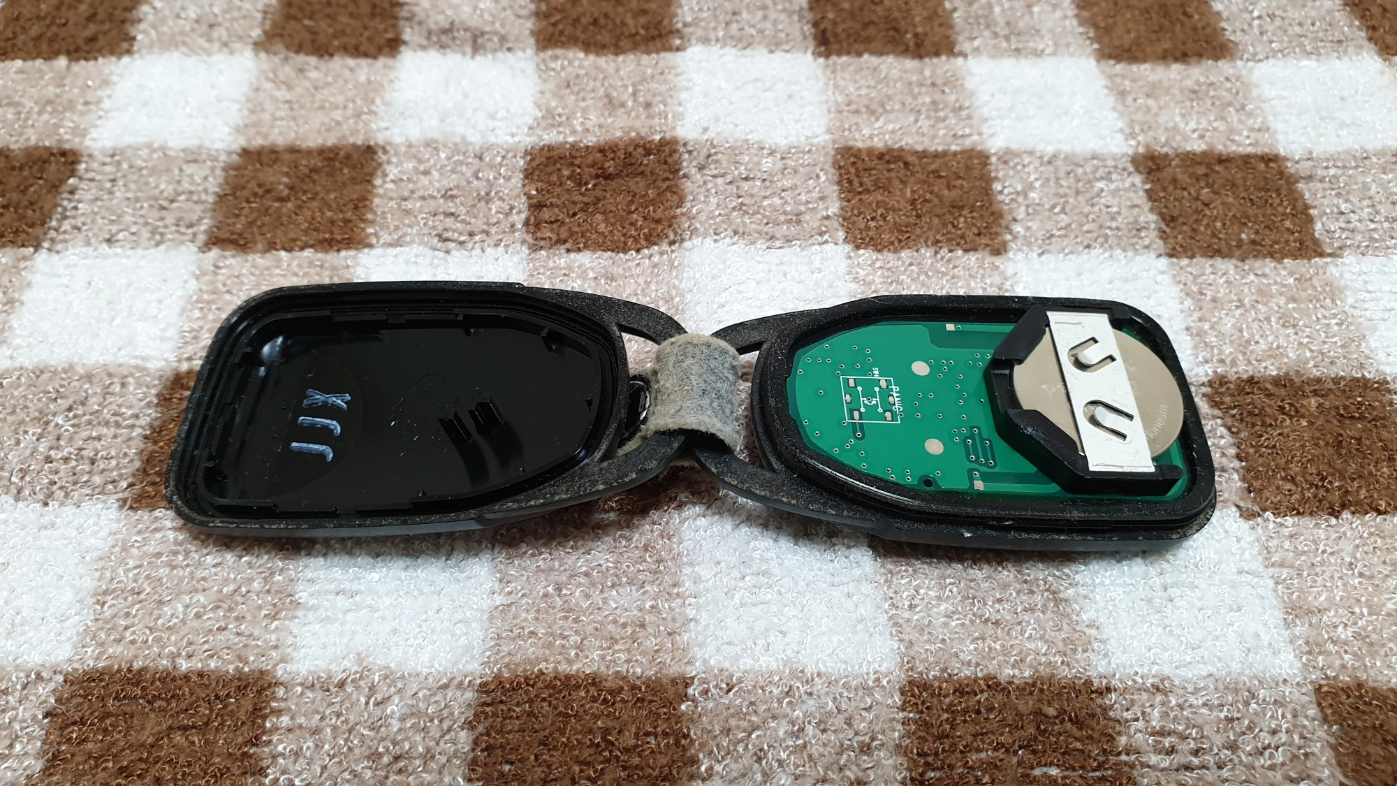 아반떼 HD 리모컨 건전지