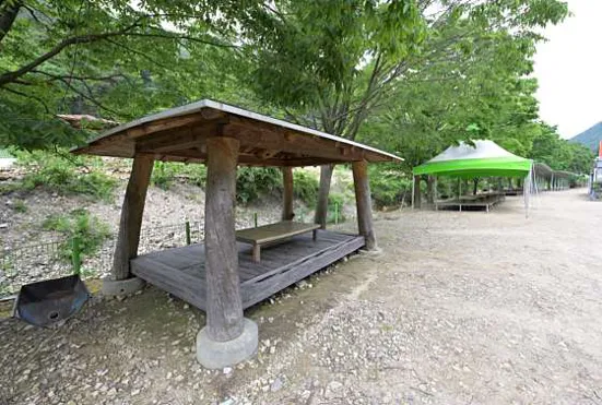청강수 계곡 펜션 가든
