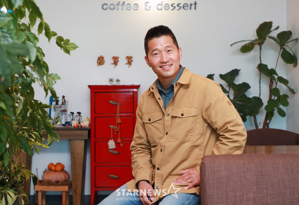 훈련사 강형욱