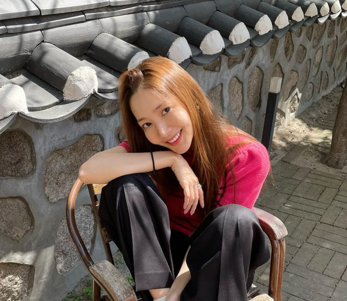 배우 박민영 사복