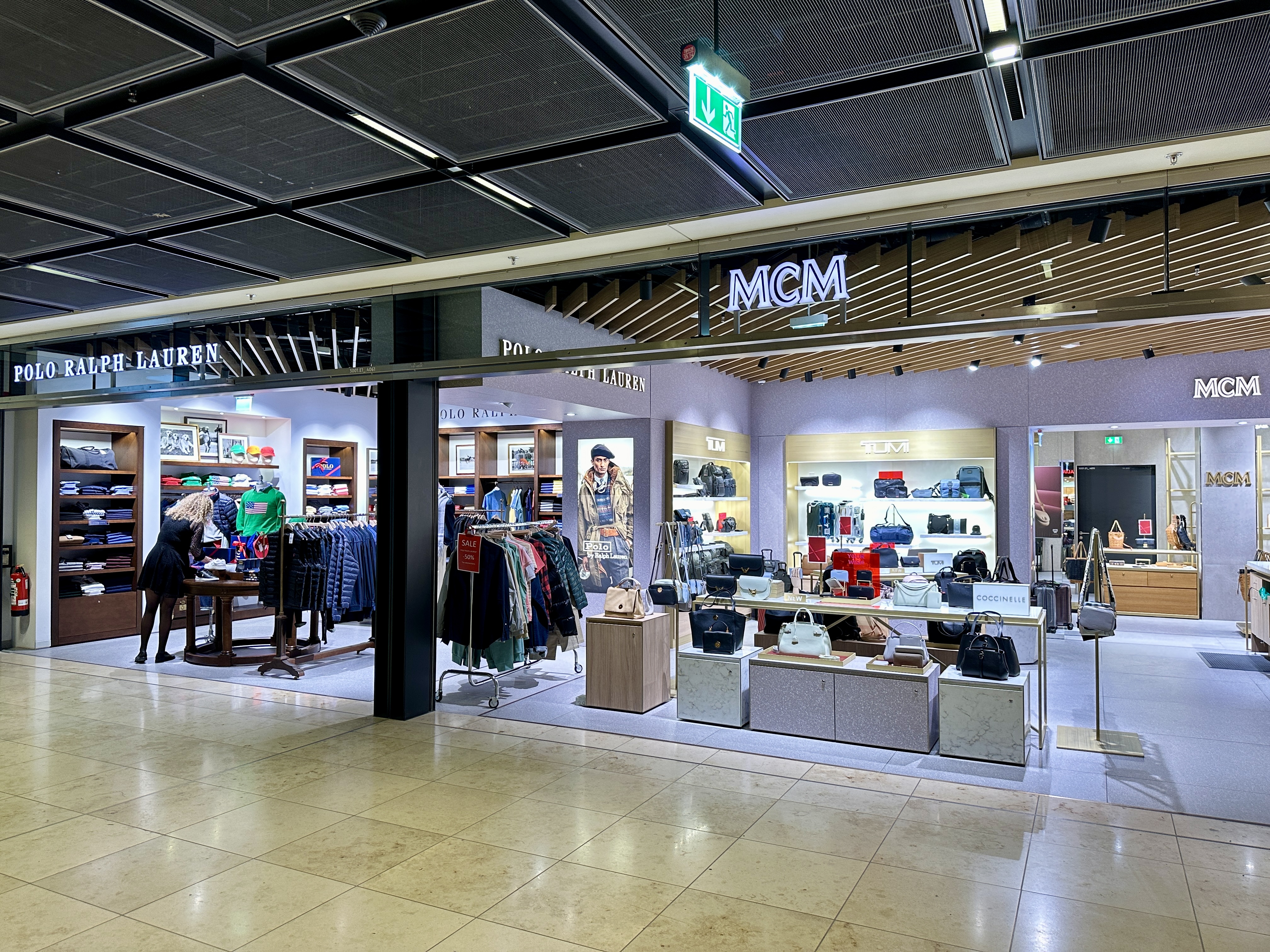 베를린공항 면세점 MCM과 폴로