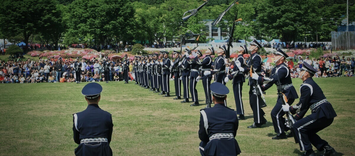 보라매공원 놀이터의 다양한 시설들