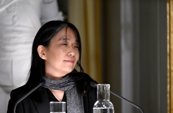 한강 노벨문학상 수상