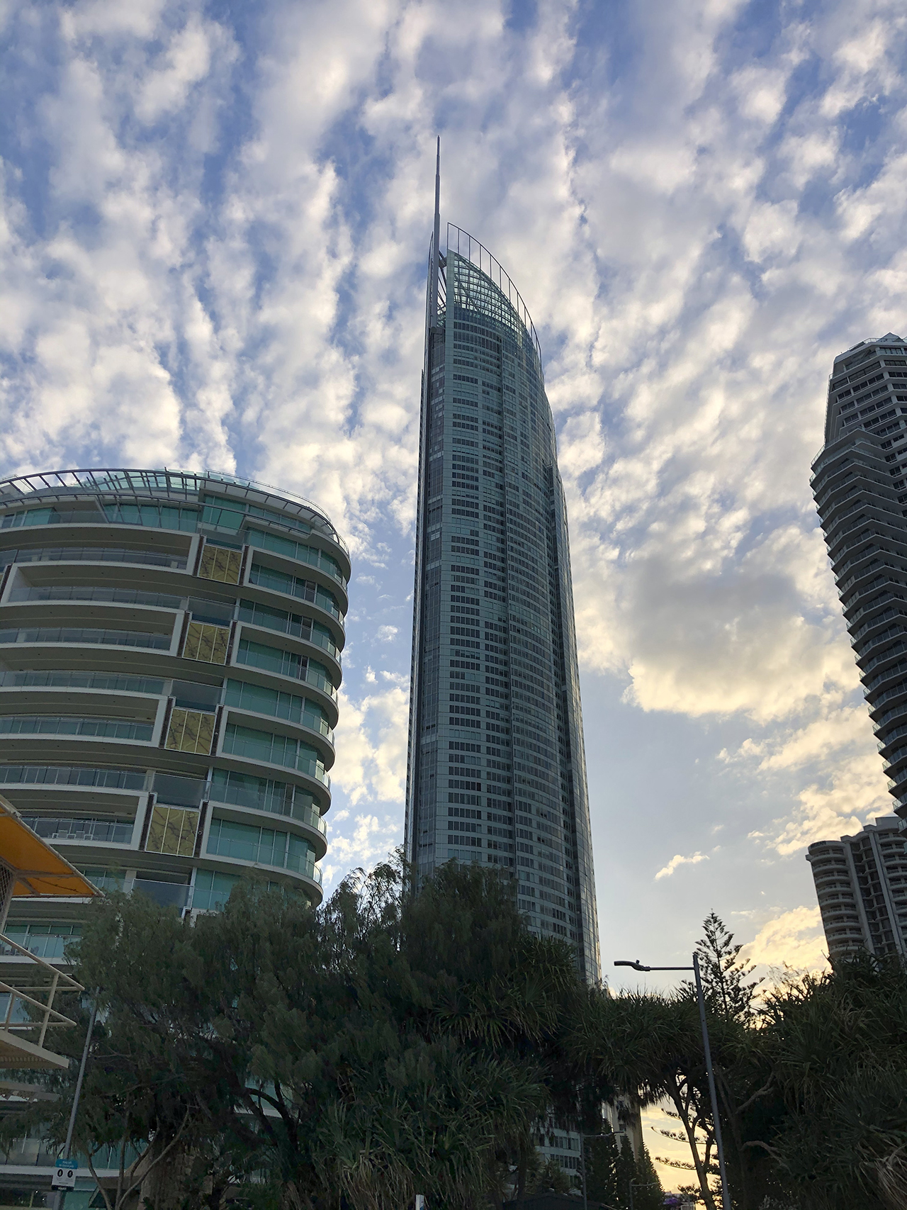 골드코스트 큐원타워