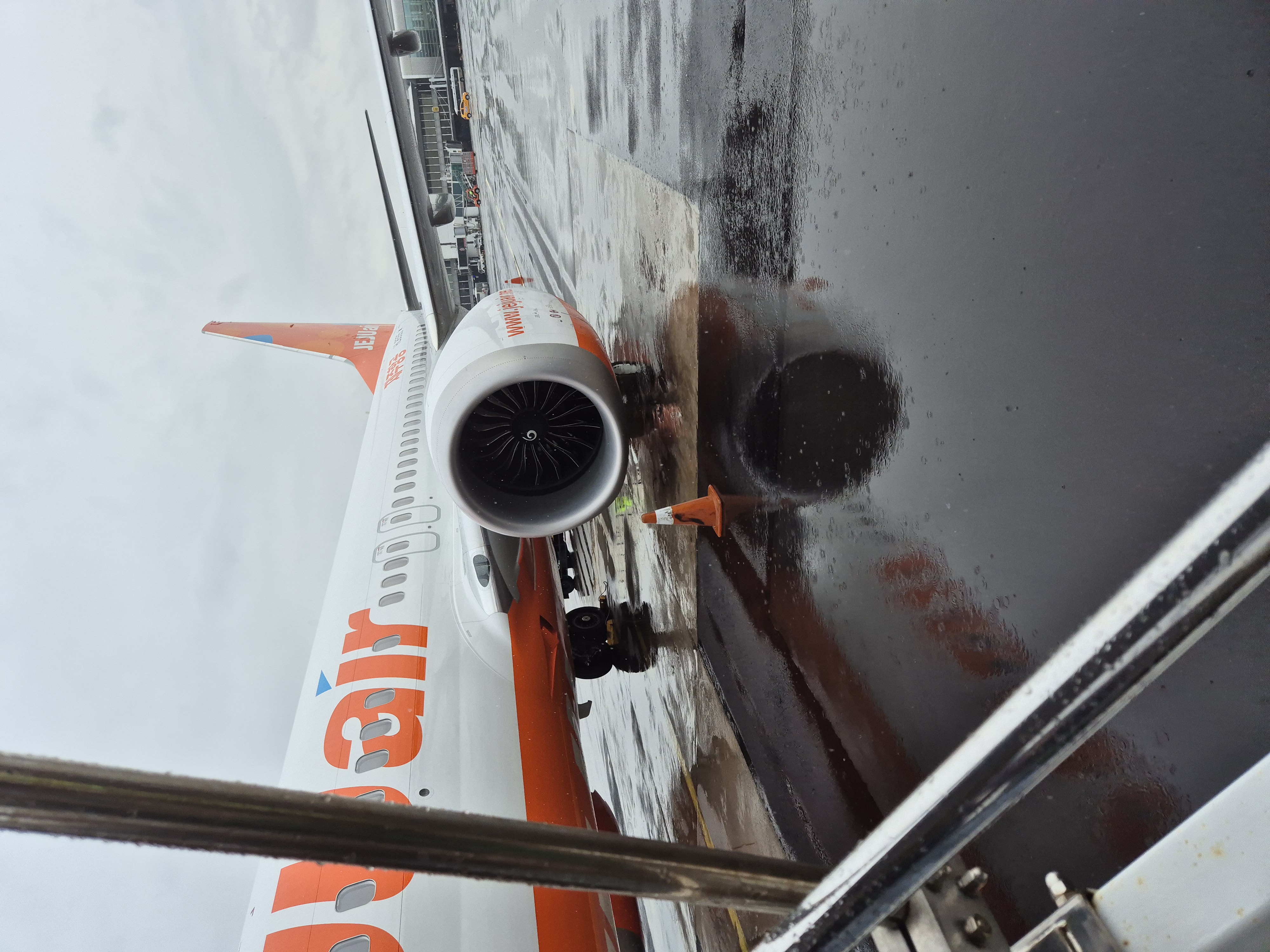 제주도 협재해수욕장에서 공항가는길. 폭우