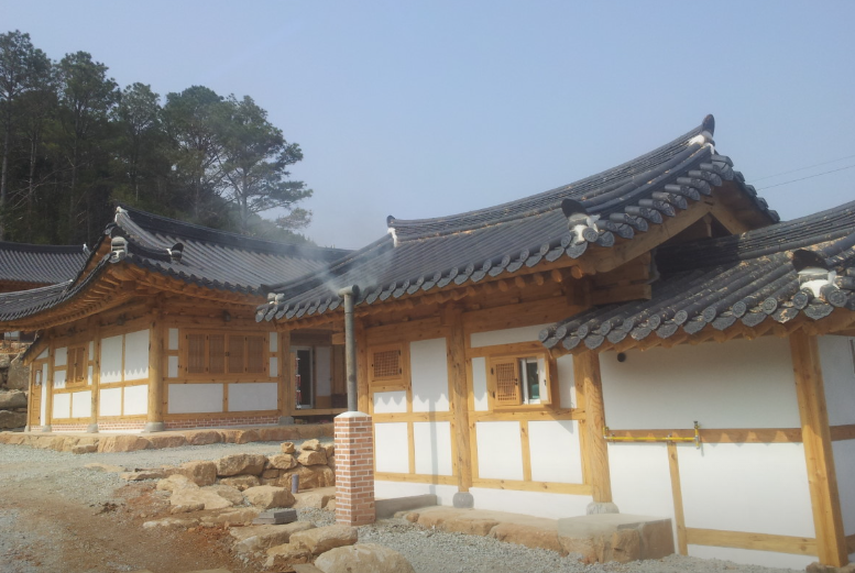 농부 삼촌 한옥민박 