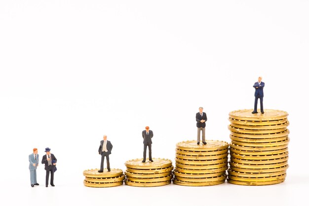 트럼프 대통령의 ‘상호 관세' 쉽게 이해하고 폭등할 품목 미리 알아보기