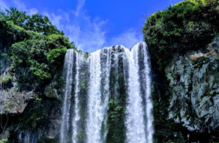 폭포가 흐르는 꿈