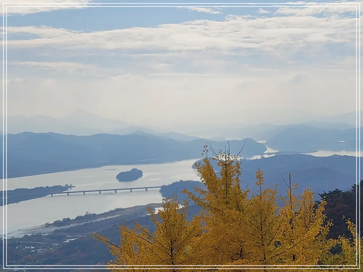 수종사-앞마당-두물머리-전경