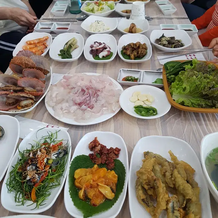 동네 한바퀴 이수도 어부의 만찬 예약 가격