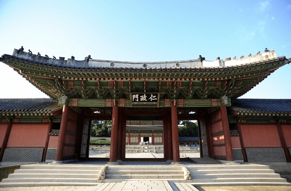 오얏꽃등 밝힌 창덕궁의 밤: 희정당에서 만나는 특별한 야간 행사