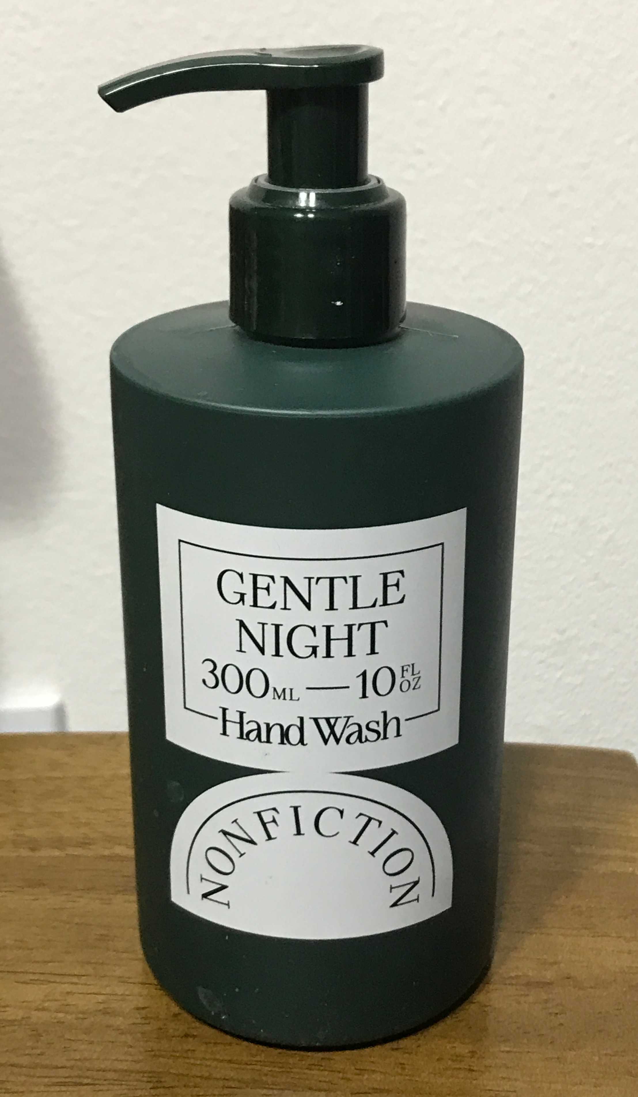 논픽션 젠틀나잇 핸드워시 용기 앞면