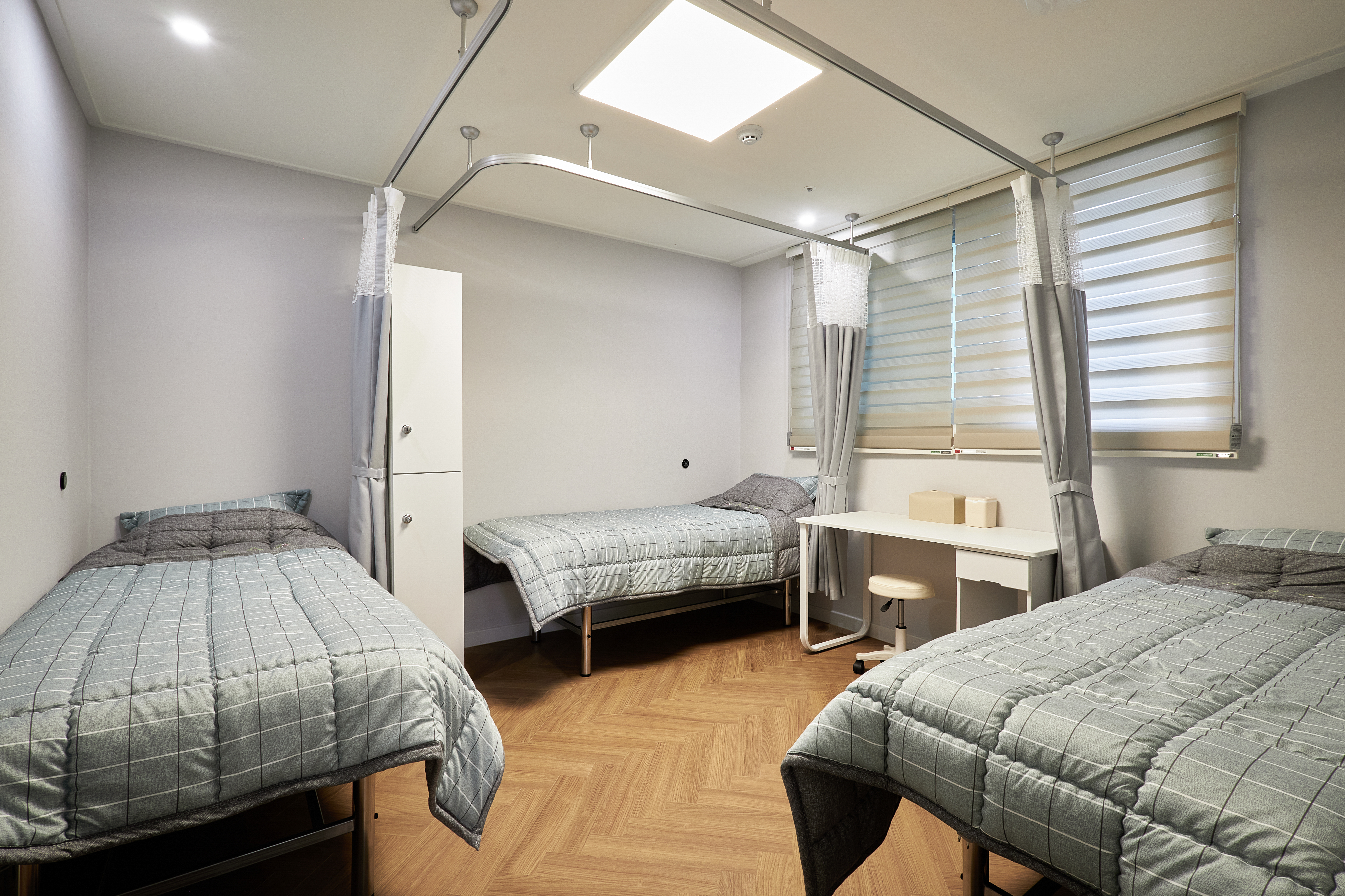 김애경내과 3인 수액실