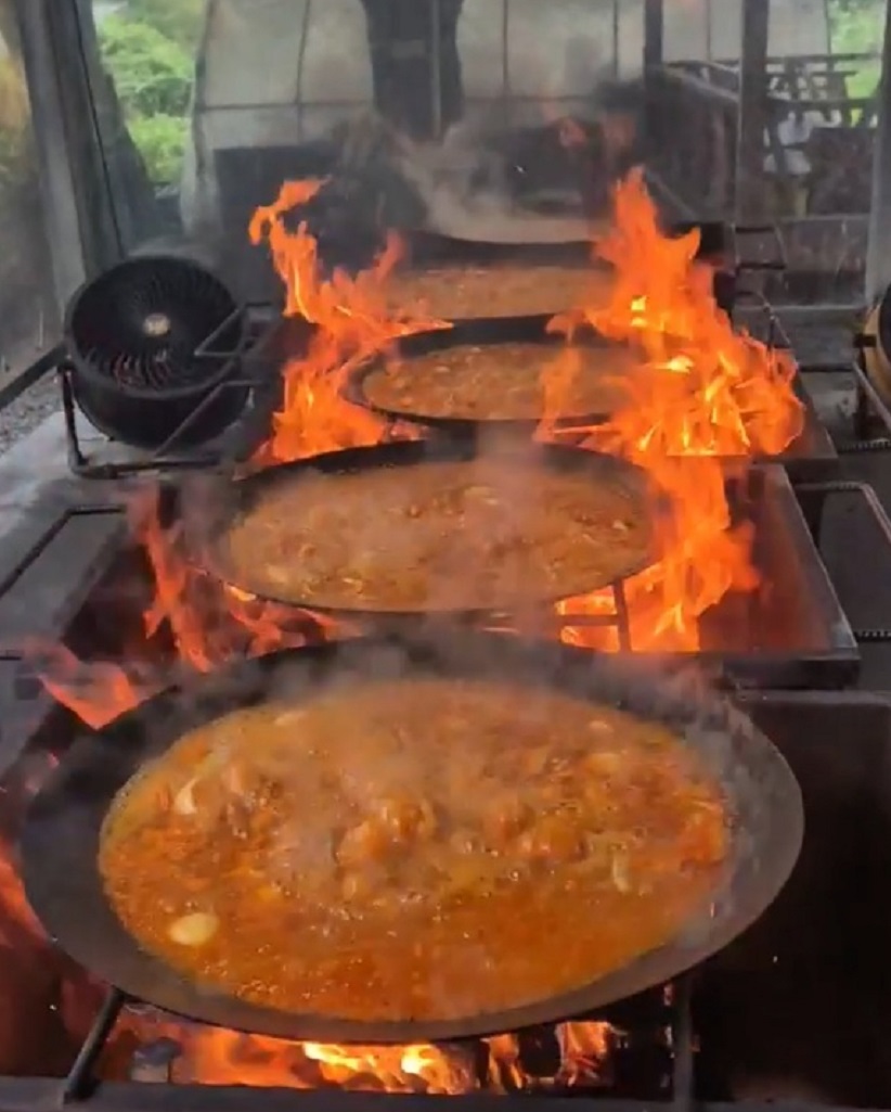 춘천-가마솥-닭볶음탕-구봉농원