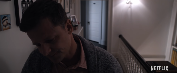 마음이상한조디에게말을건네는아버지