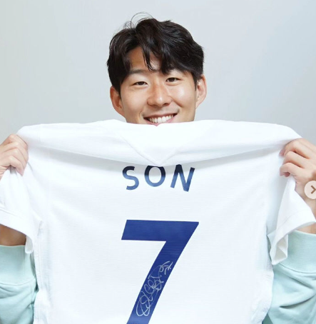 손흥민 사진