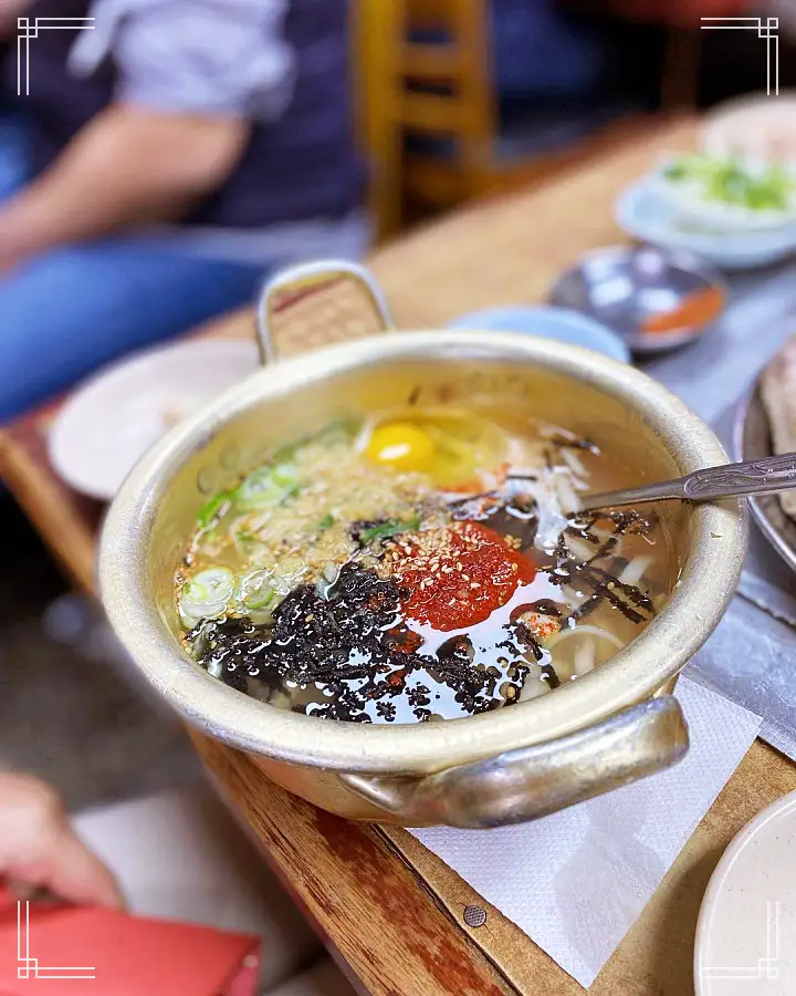 생방송오늘저녁 을지로 힙지로 충무로 닭한마리 백숙 백반 칼국수 악뮤 악동 뮤지션 이찬혁 단골 맛집 추천
