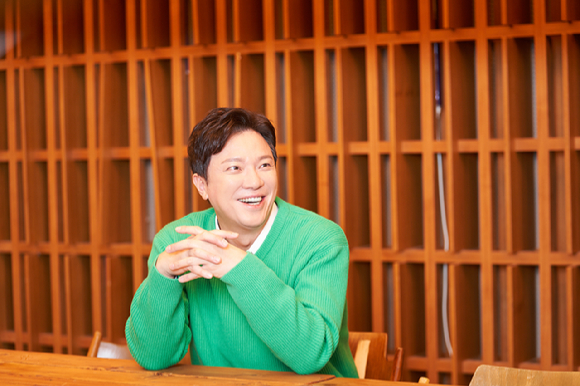 뮤지컬 &#39;노트르담 드 파리&#39; 정성화가 기자간담회를 진행했다. [사진=마스크인터내셔널]
