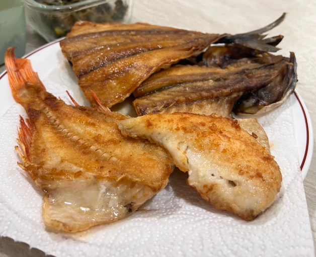 고등어와-열기-구이