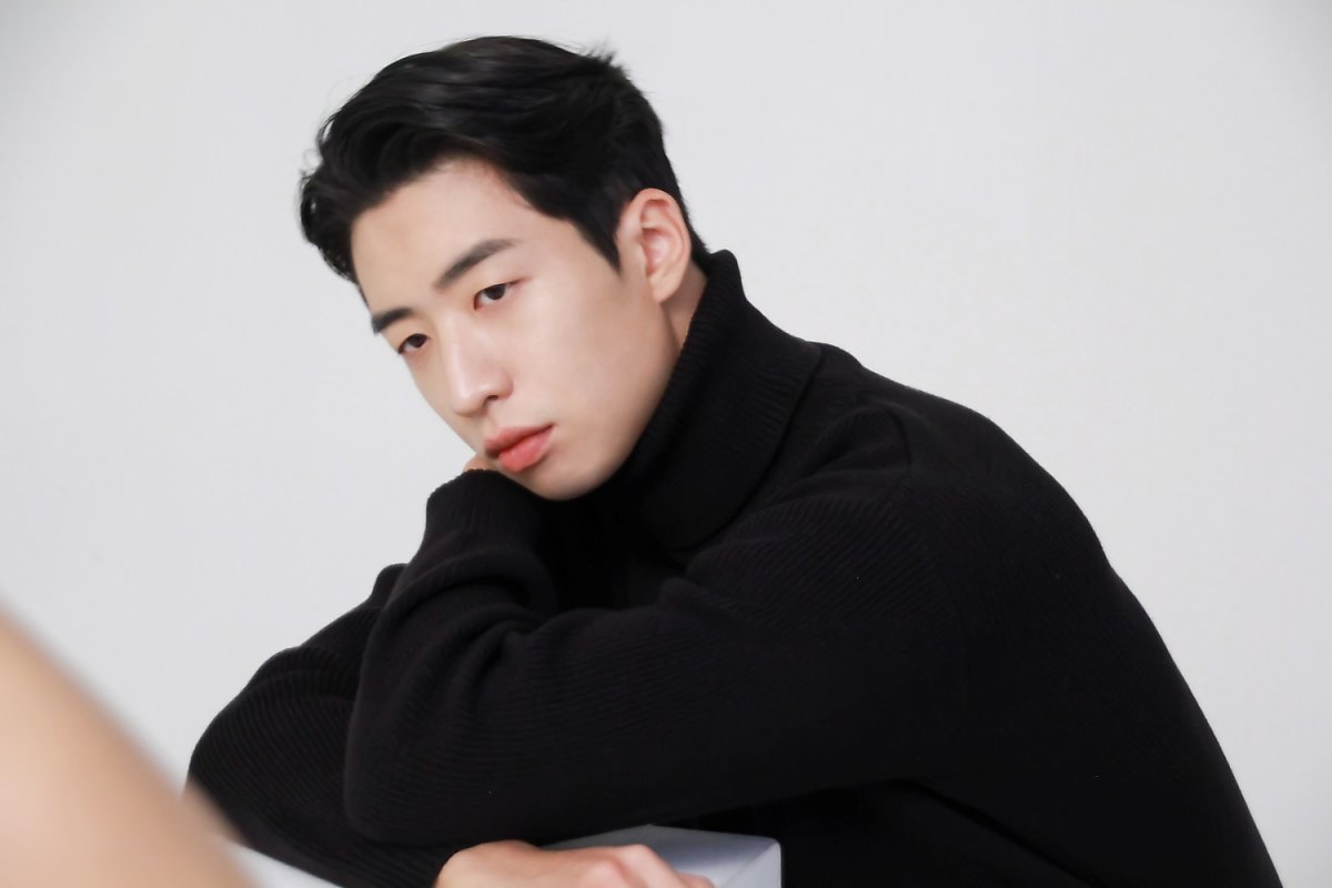 배우 유수빈/ 사진 출처 제이와이드컴퍼니 네이버 포스트