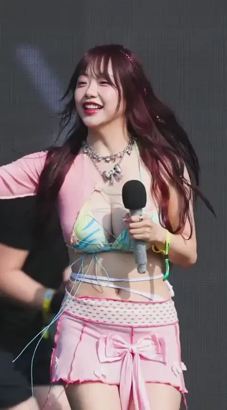 지원 몸매 워터밤