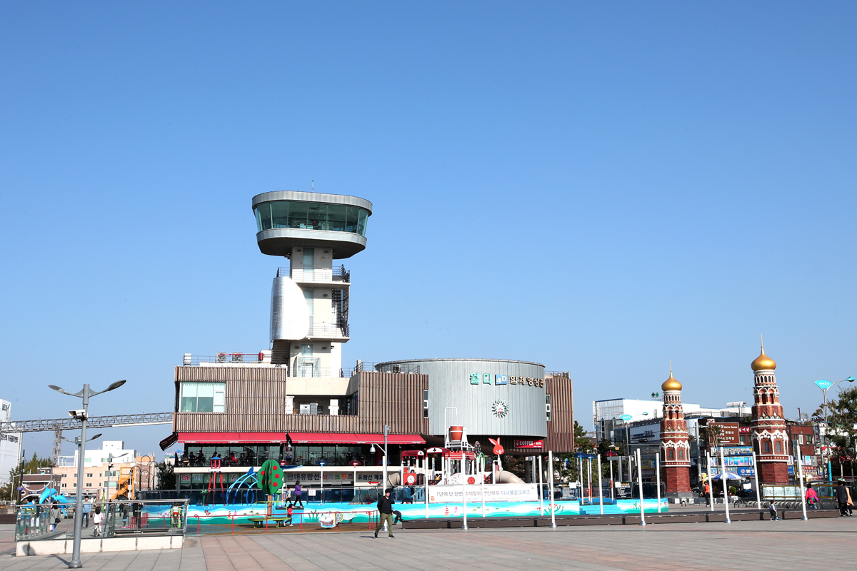 연안부두 해양광장 사진