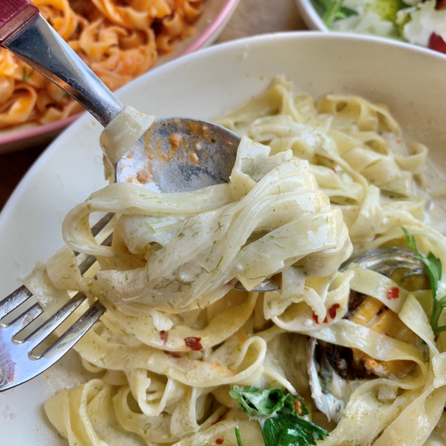 파스타에 잘 베어든 감태의 모습