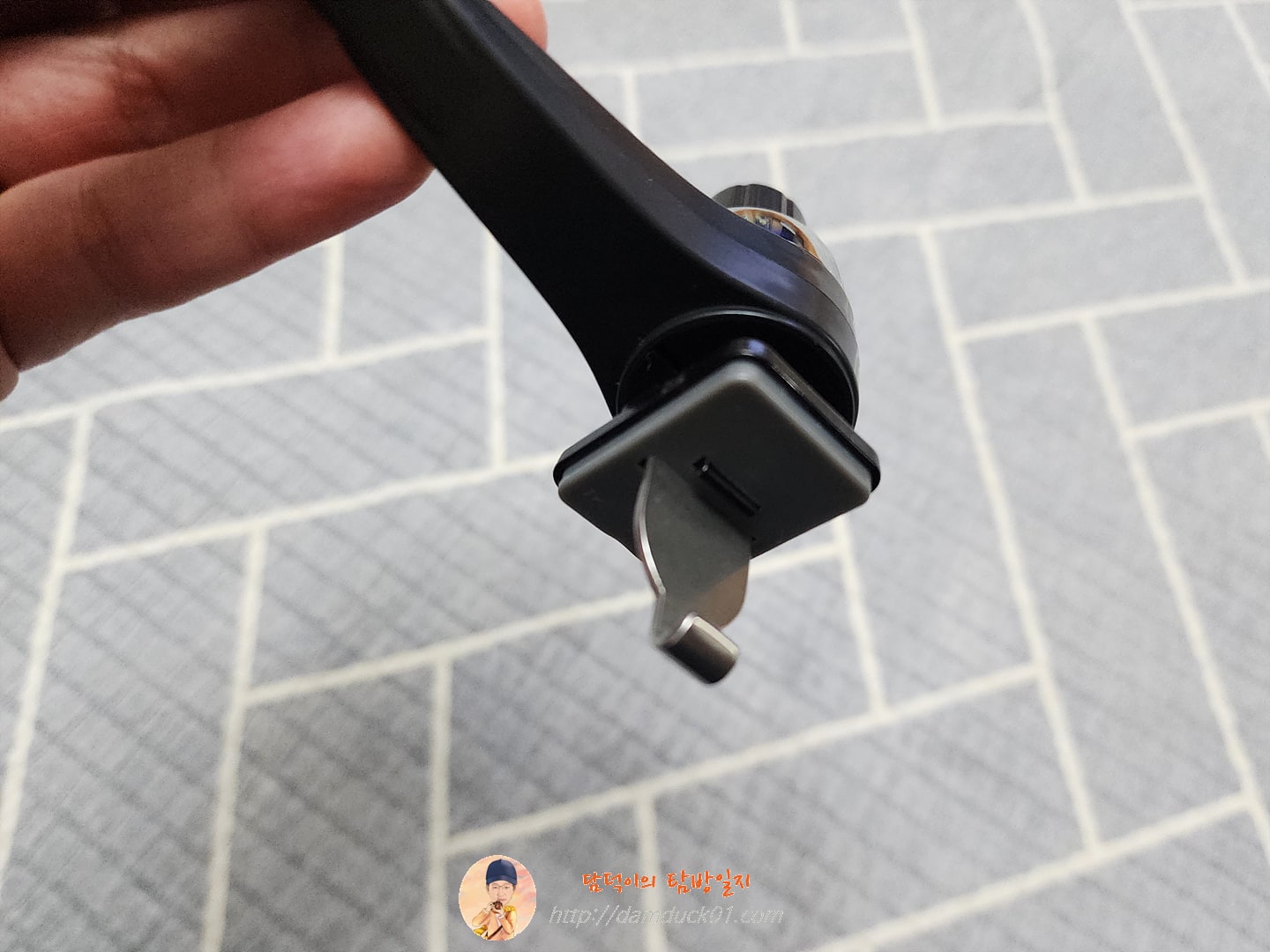 카멜레온360 송풍구형 스마트폰 거치대 블랙 B Type 거치대 고리