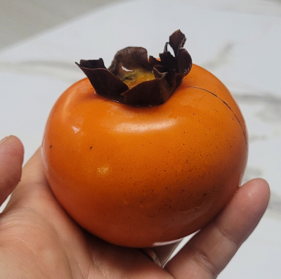 소금물에 떫은감 우리기