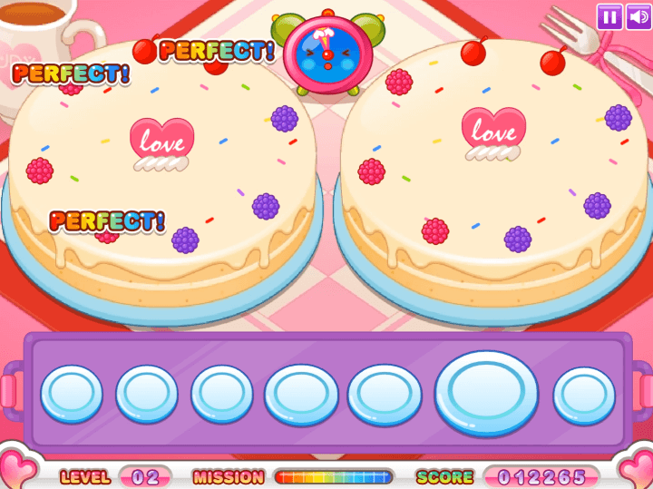 쥬디의-케이크-꾸미기-플래시게임-플레이2-우측에-있는-견본-케이크와-똑같이-완성한-화면