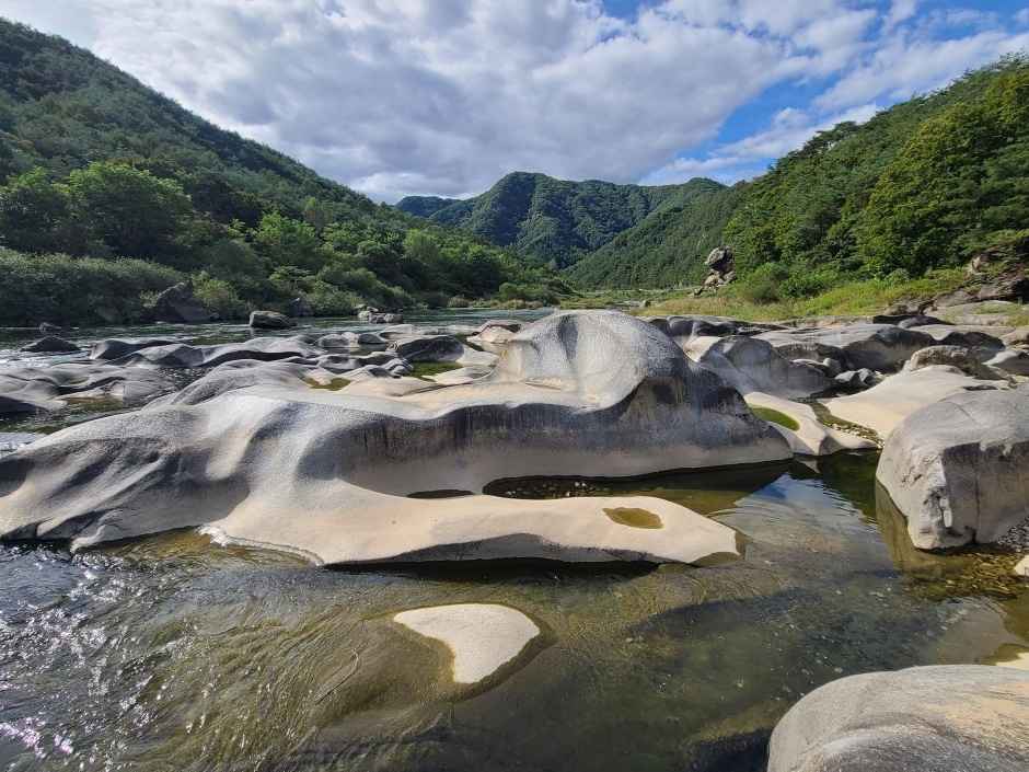 영월 무릉리 요선암 돌개구멍
