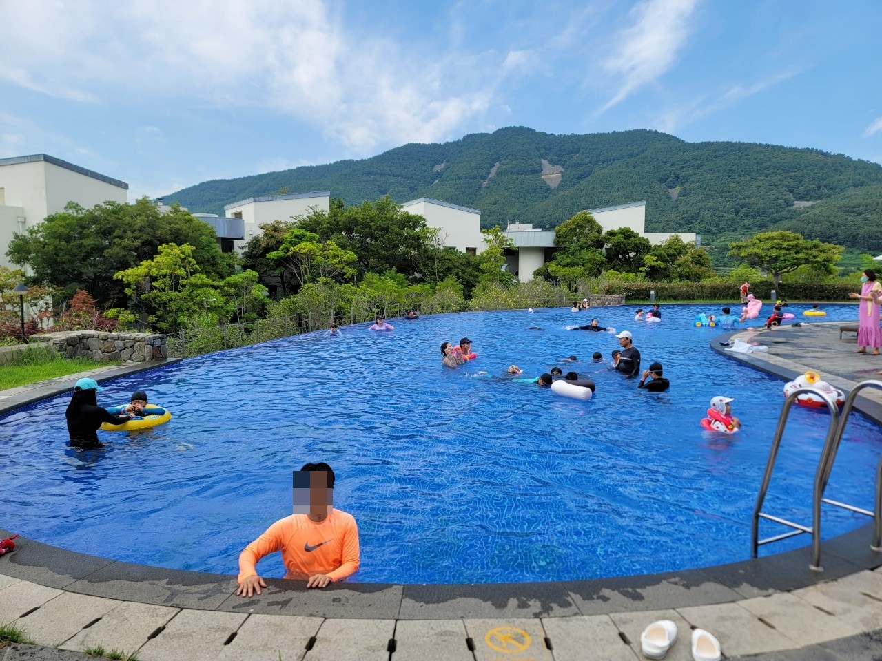 남해 아난티 실외 실내 수영장 수심 튜브 구명조끼 사용 워터하우스 깊이