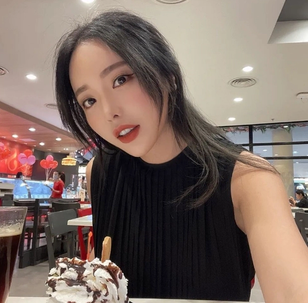 홍진영 화장품 사업 코스닥 상장 준비 근황