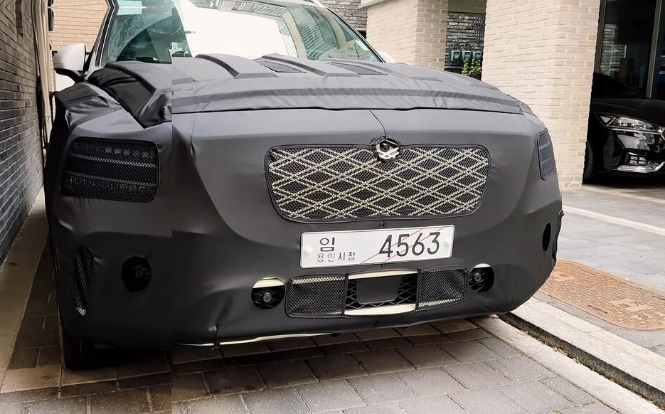 제네시스 GV80 페이스리프트 위장막 테스트카