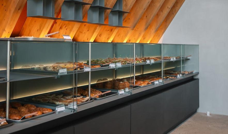 카페 베이커리 진열 사진