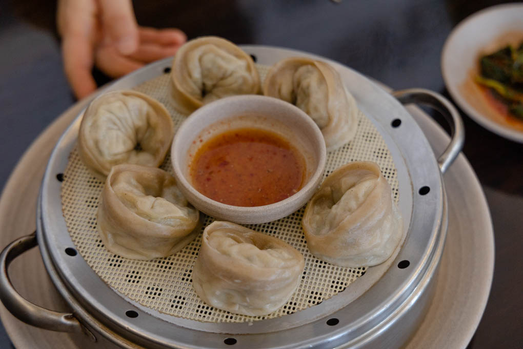 속초 남경막국수 본점 메밀만두