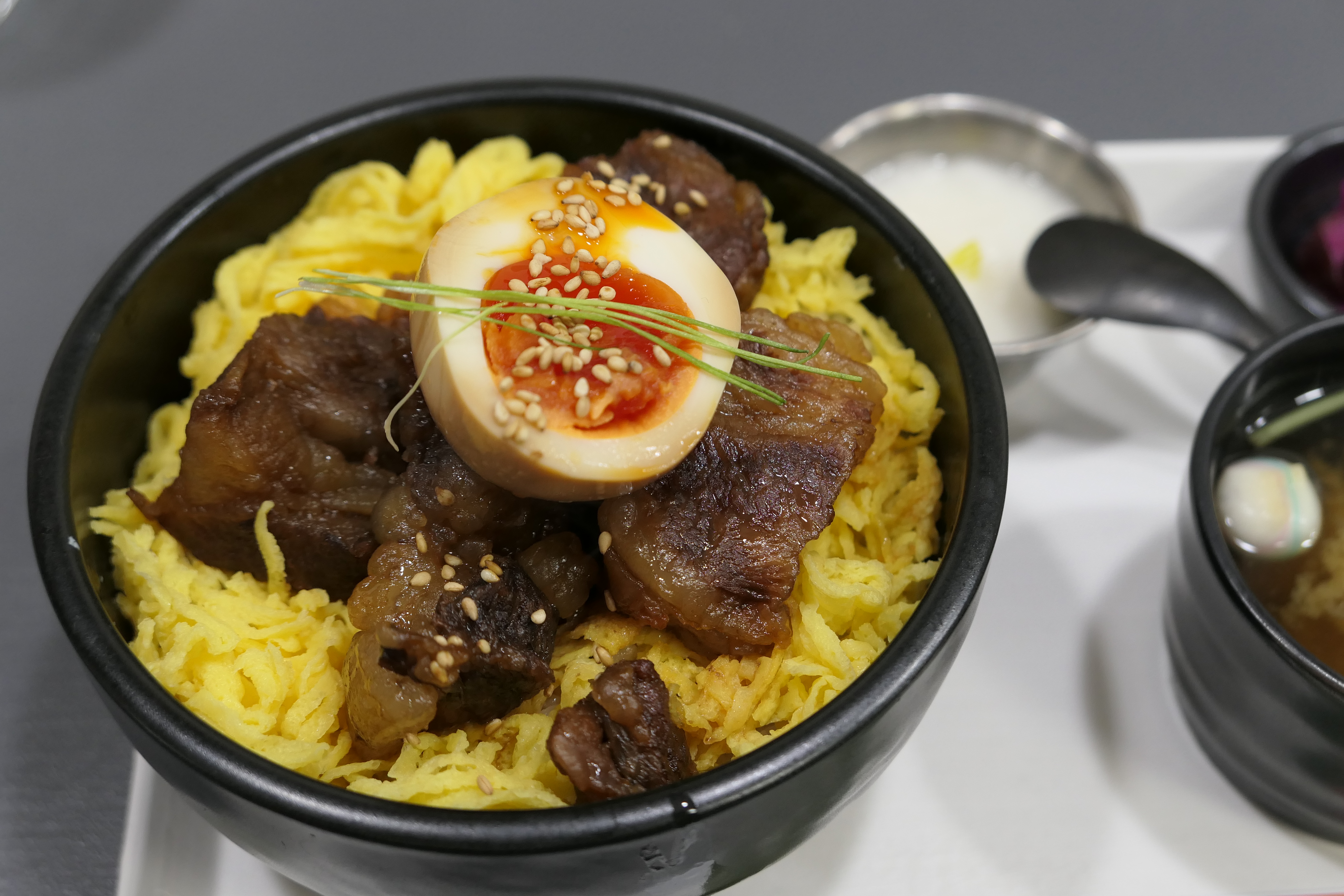 장조림 덮밥