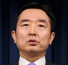 이도운 프로필 나이 고향 학력 평가 | 이도운 홍보수석 임명 및 수석 전원 교체 상황