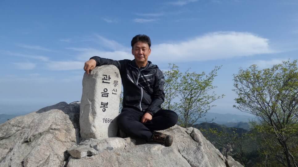 100대 명산 등산하기 서른일곱번째 공주 계룡산 신비와 전설의 봉우리 20여 개 봉우리 계곡 고찰이 어우러진 명산