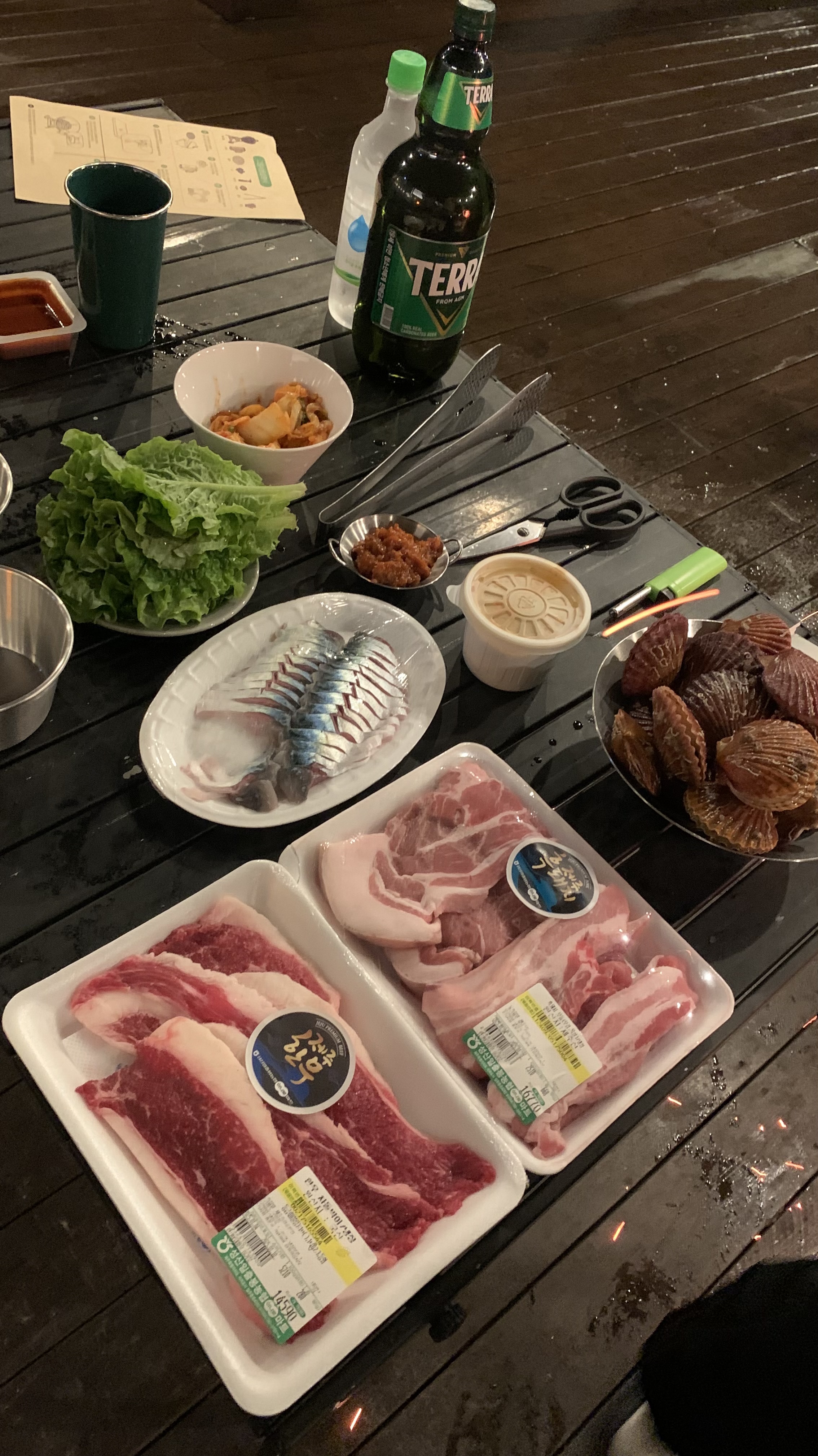 제주도에서 찾은 감성 글램핑 숙소 어라운드폴리 리뷰 - 겨울 에어스트림 숙박 후기