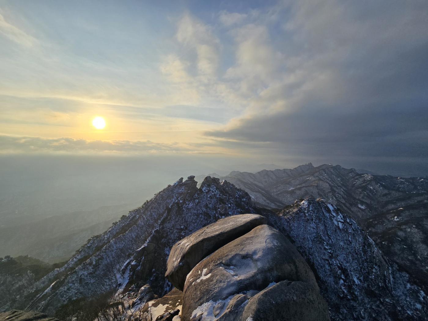 백운대정상에서 찍은 풍경