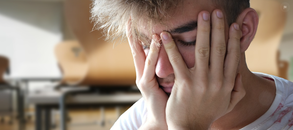 스트레스가 피부염에 미치는 영향과 효과적인 관리법