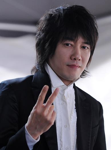 김장훈-프로필-나이-집안-과거-기부-논란-결혼