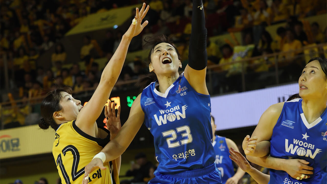 여자프로농구 우리은행 4년 연속 챔피언결정전 진출